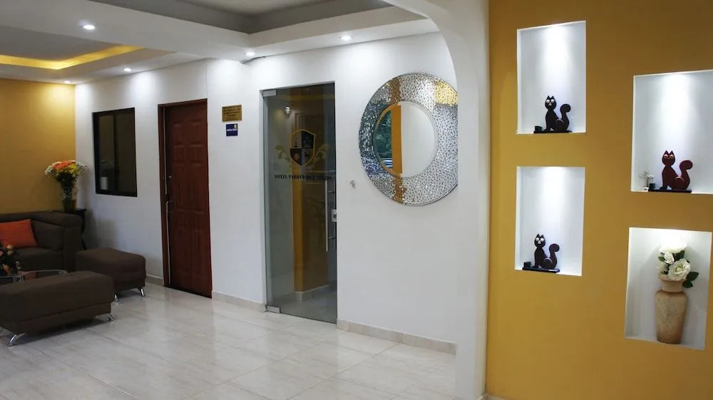 Hotel photo 12