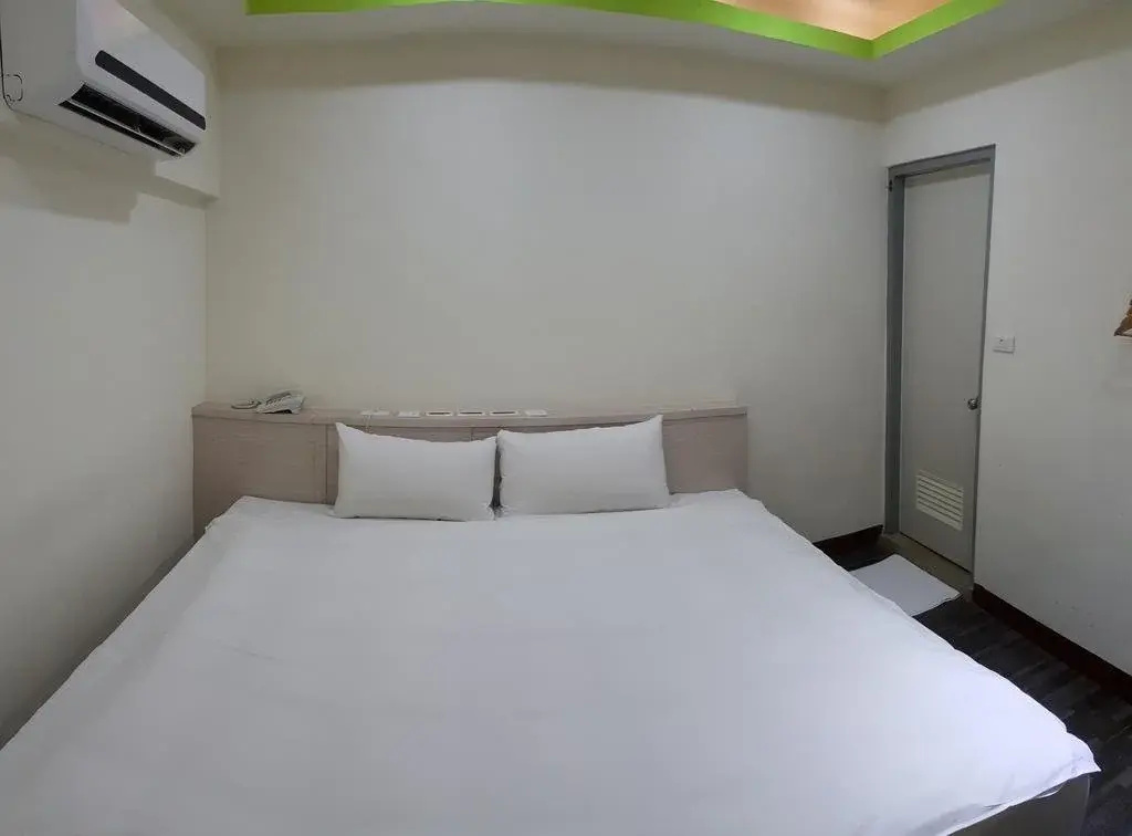 Well Live Hotel