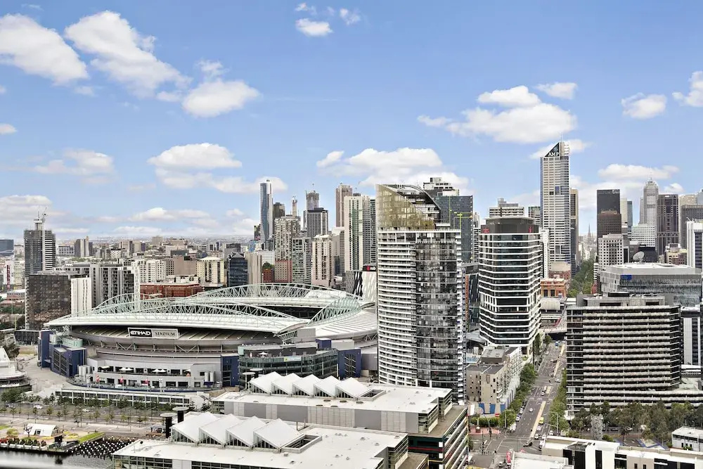 ABIGAIL, 2BDR Docklands Apartment