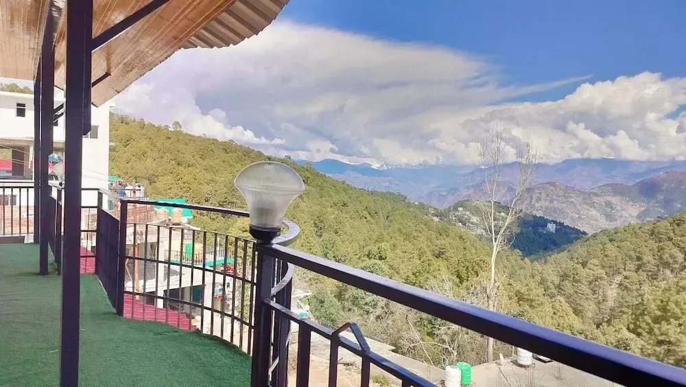 Baikunth Home Stays