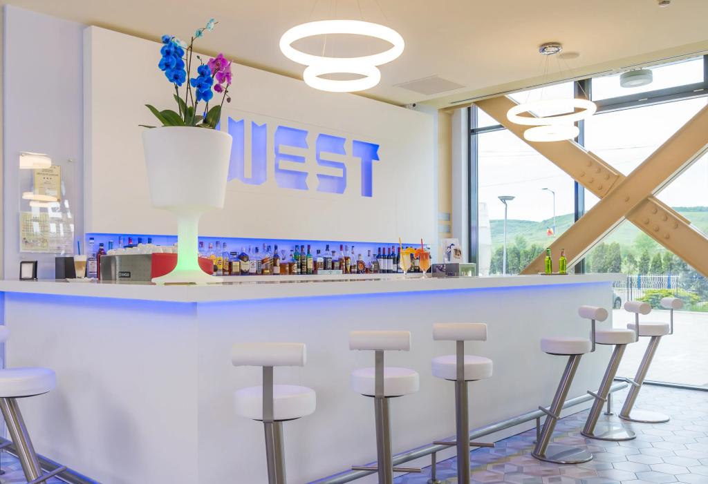 West City Hotel - фото 39