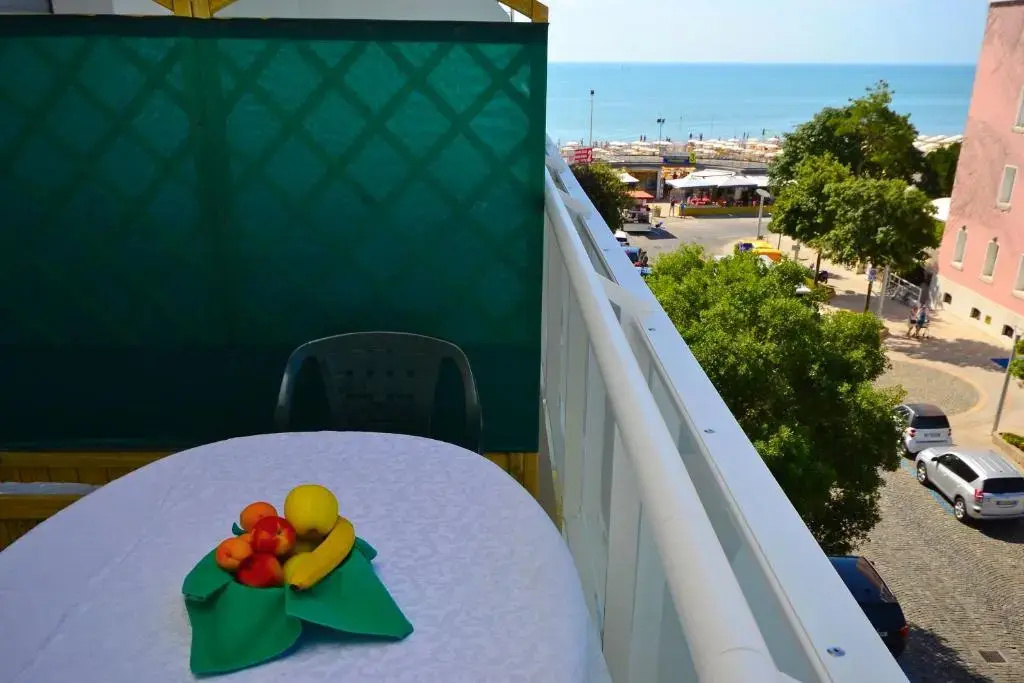 Balcony & Terrace
