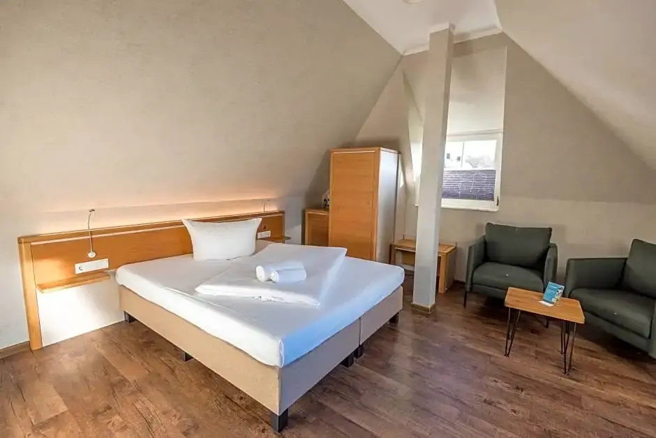 Standard Single room with balcony