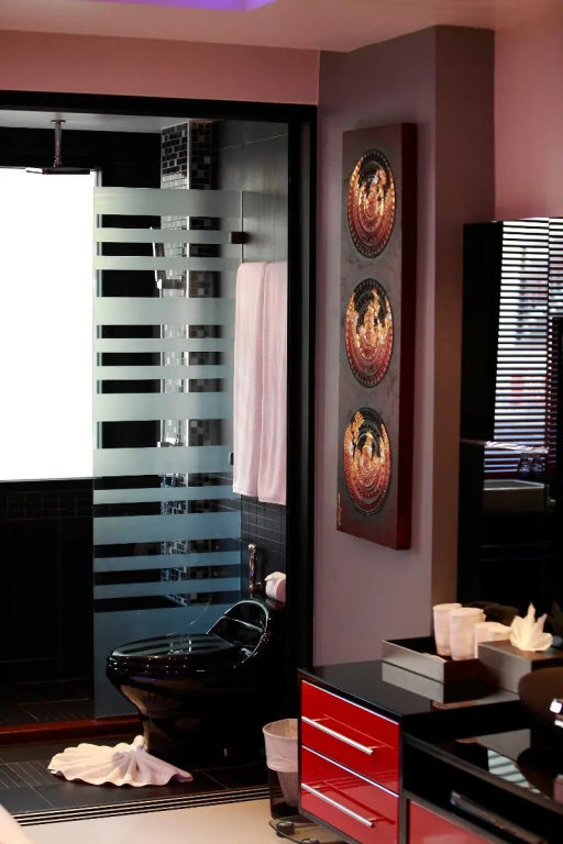 Executive Suite with balcony