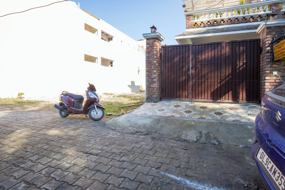 Alaya Stays Rahta 3BHK Villa