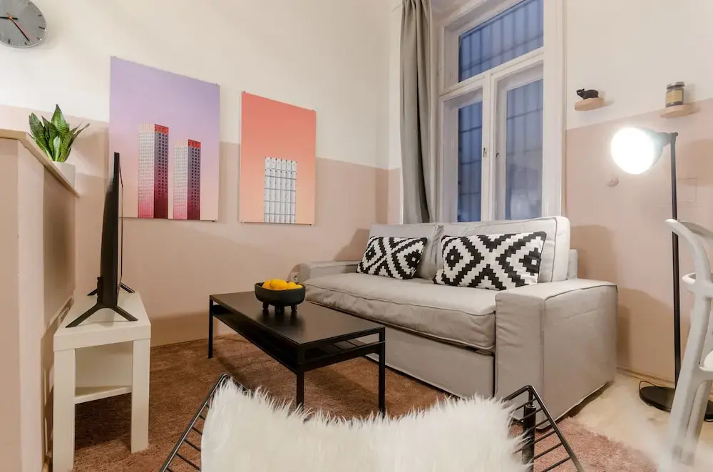 Mallow Tee Apartment