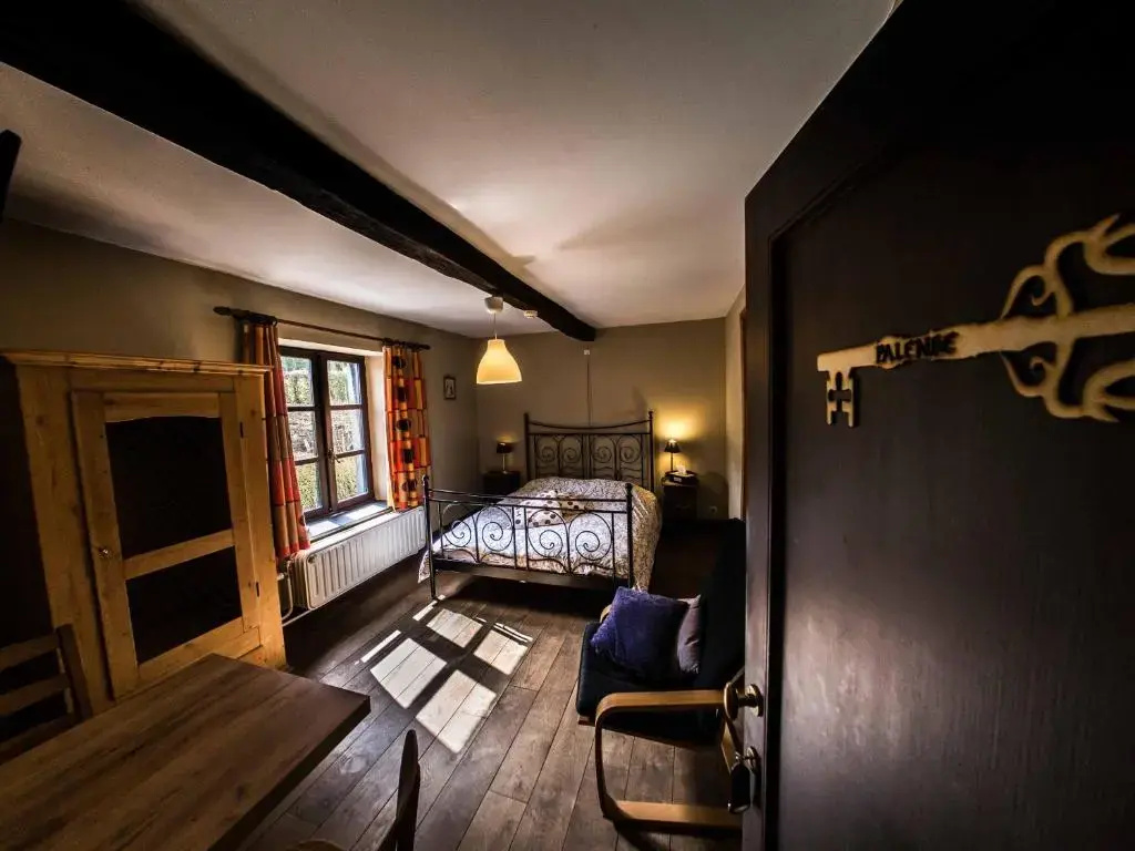 Standard Double room with garden view (full double bed)