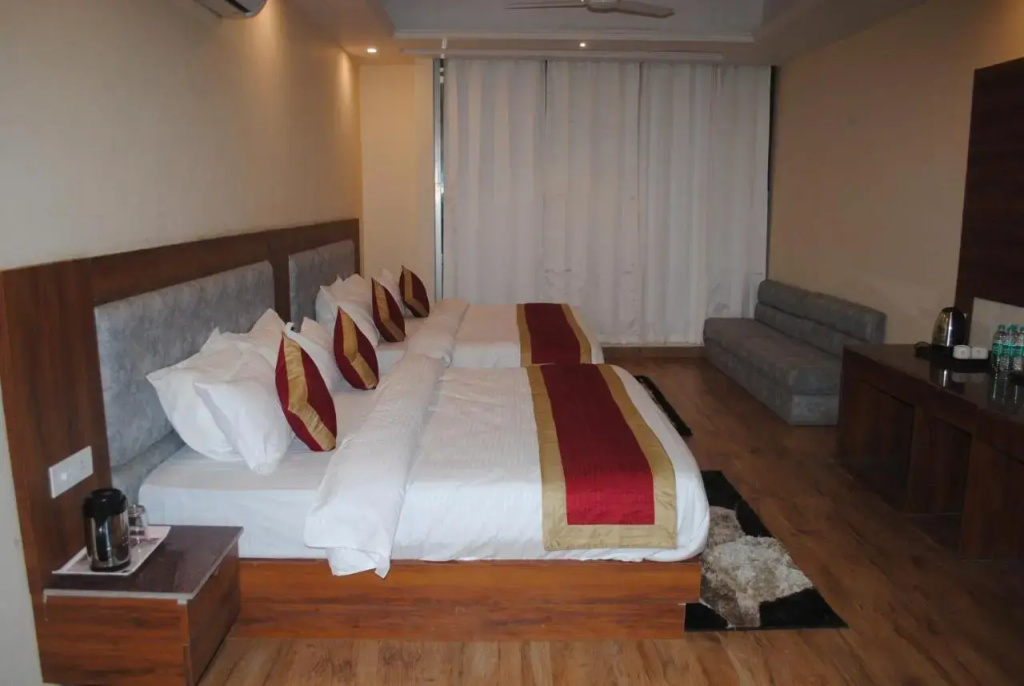 Hotel photo 12