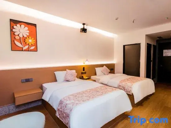 Standard Double room (twin beds)