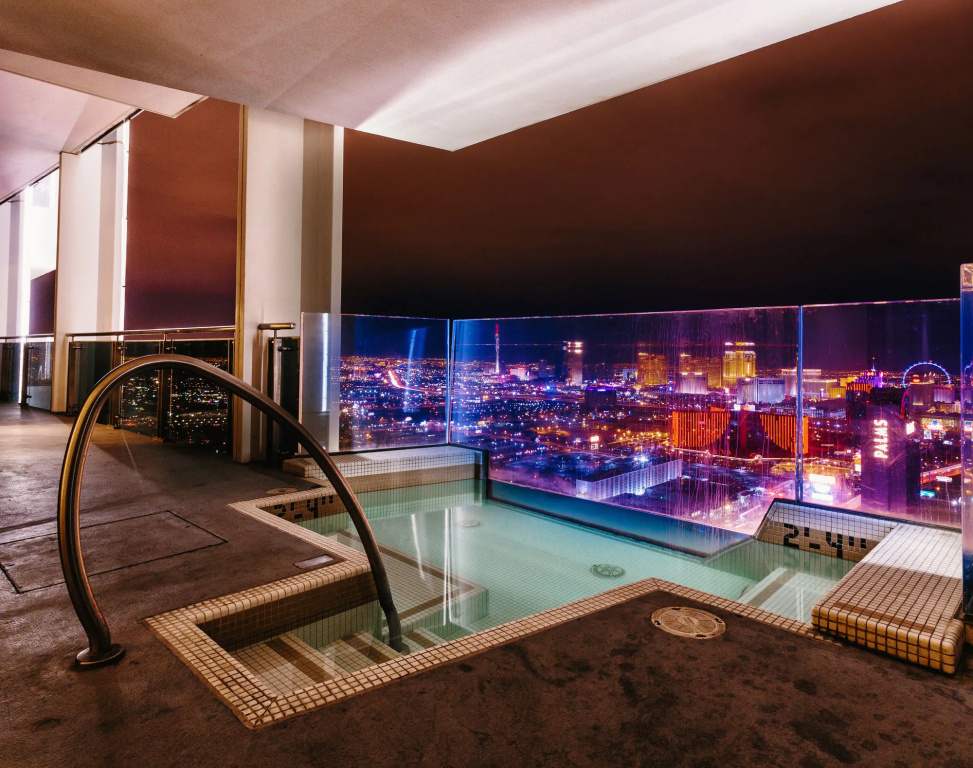 StripViewSuites at Palms Place - 4