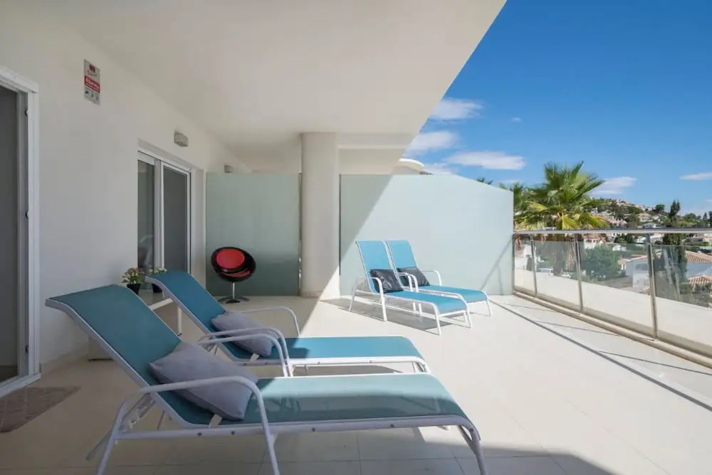 Balcony & Terrace