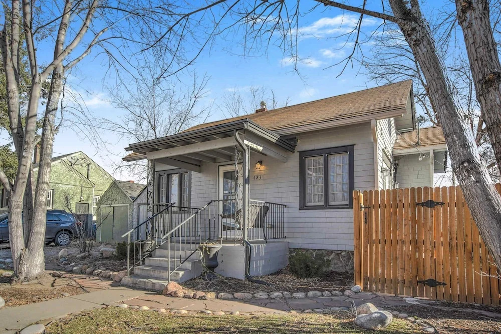 1BD Lovely Cottage Dogs Welcome Near Olympic Training Center