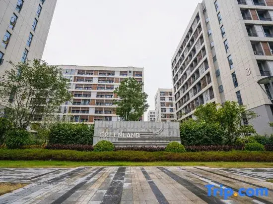 Tropical International Apartment (Guangzhou Baiyun Airport Qingtang Subway Station)