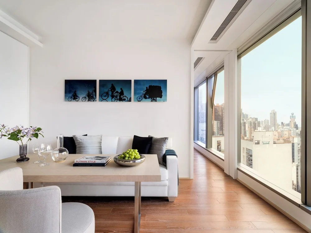 2 Bedrooms Suite