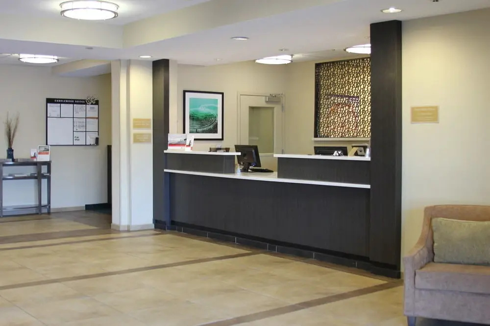 Lobby & Reception