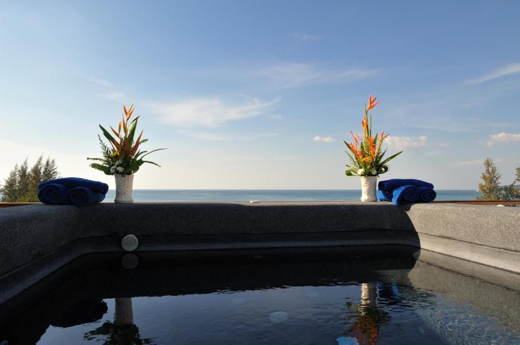 The Palms, Kamala Beach