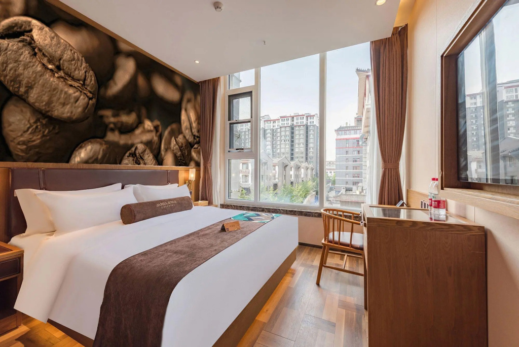 Отель James Joyce Coffetel Hotel (Beijing International Trade Sihuidong Subway Station Branch) в Пекине