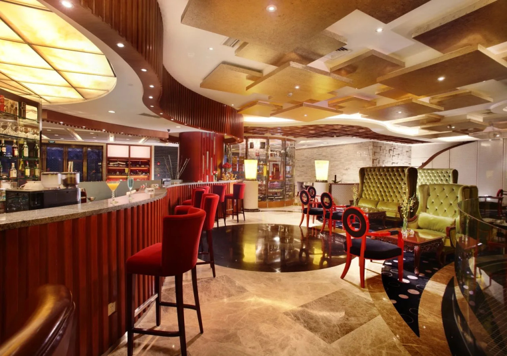 Food & Beverage