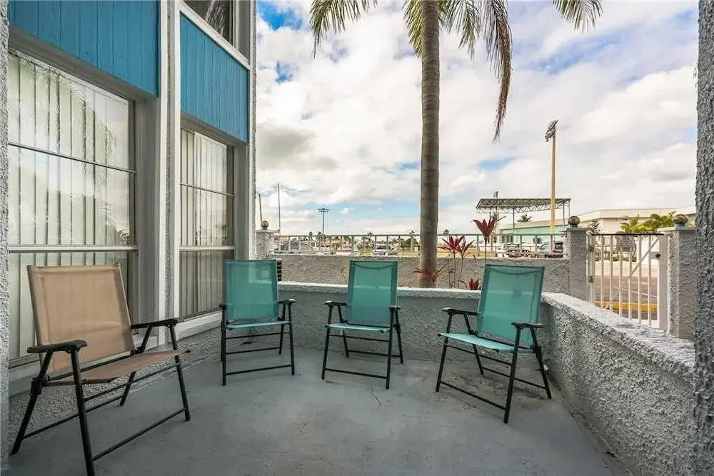 Madeira Beach Yacht Club 343H by Distinctive Beach Rentals