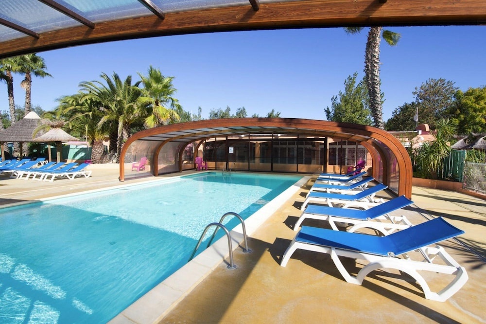 Afficher la photo 6 — Vias Caravan Park Camping for 6