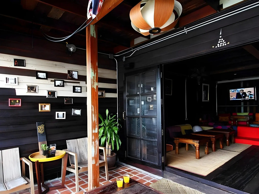Loy La Long Hotel (SHA Extra Plus)