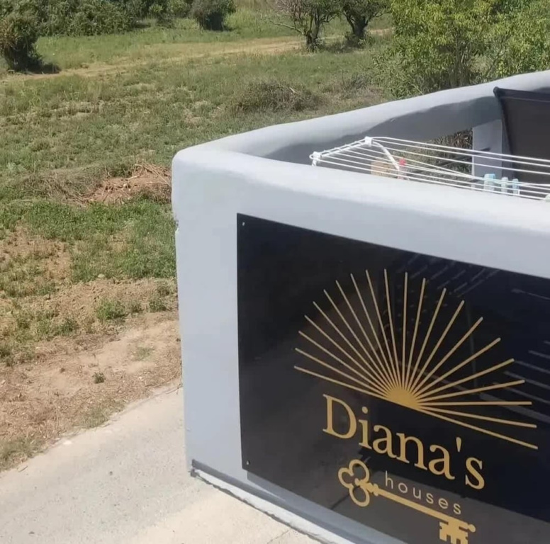 Diana s House 3 - Gytheio Sandy Beach Haven