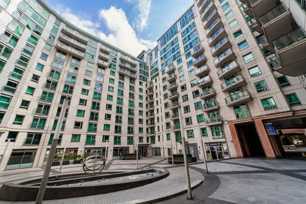 Stunning 2B Vauxhall Apt near Thames & Tube