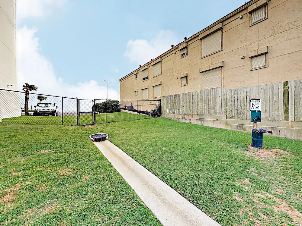 7310 Galveston - 2 Br Condo