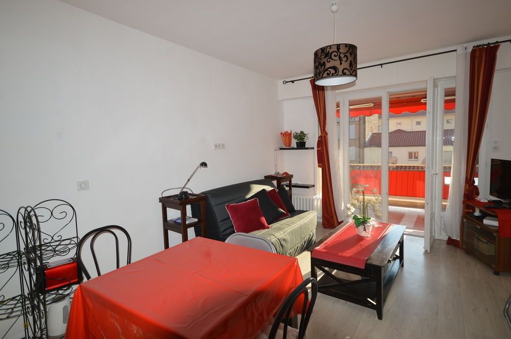 Beau Studio avec terrasse Sud- Haut Suquet