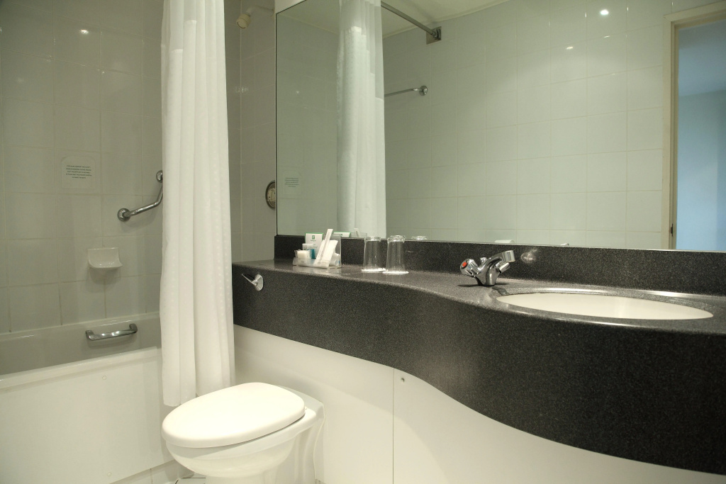 Holiday Inn Cardiff City Centre by IHG - Général