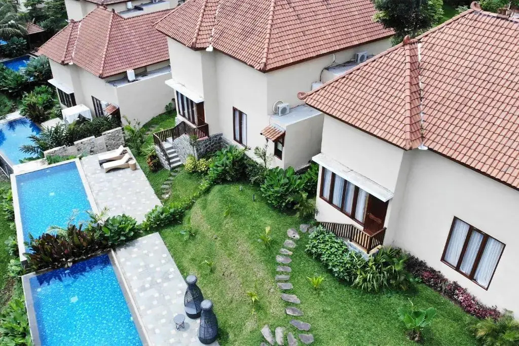 2 Bedrooms Villa with river view