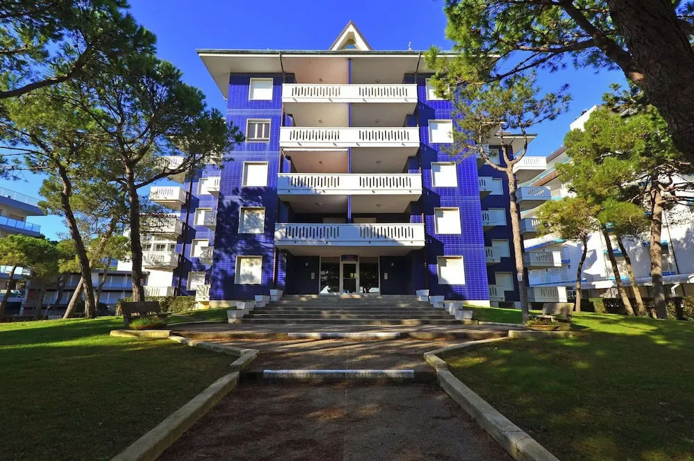 Lignano Top-floor Flat Near Center