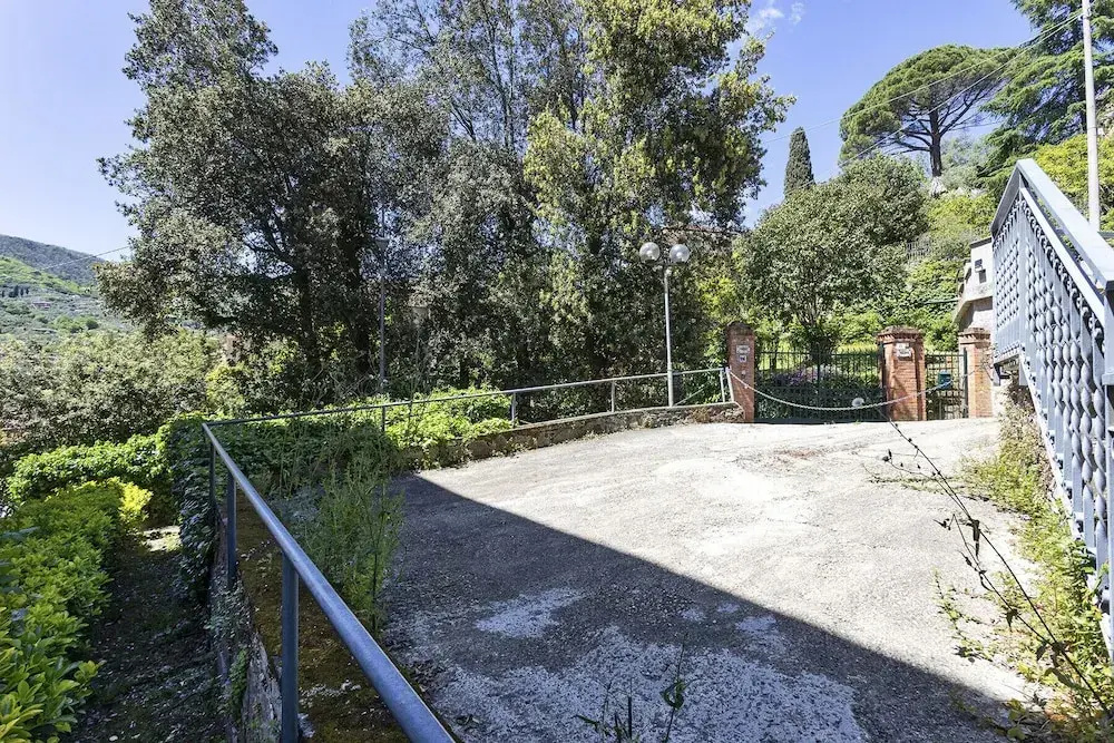 Vintage Apartment With Garden by Wonderful Italy