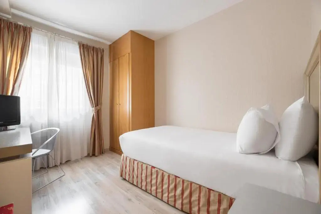 Crisol Almirante Bonifaz - Chambres