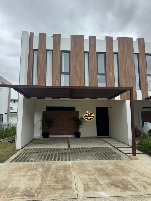NOK Modern 3BR Villa With Patio by Vistacana