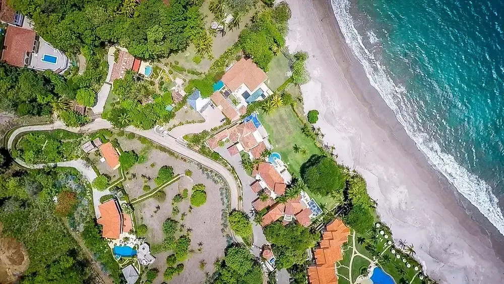 Luxury Beachfront Mansion, Incomparable Setting, Full-Time Maid