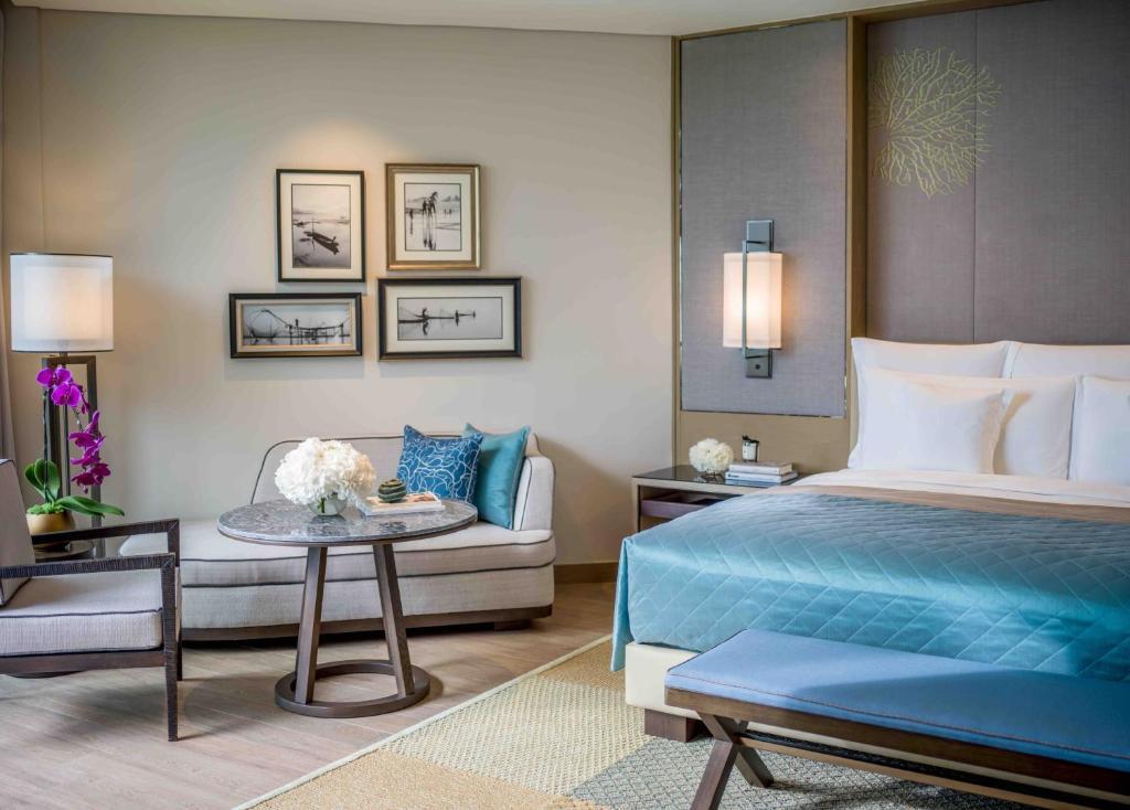 Intercontinental Phu Quoc Long Beach Resort
