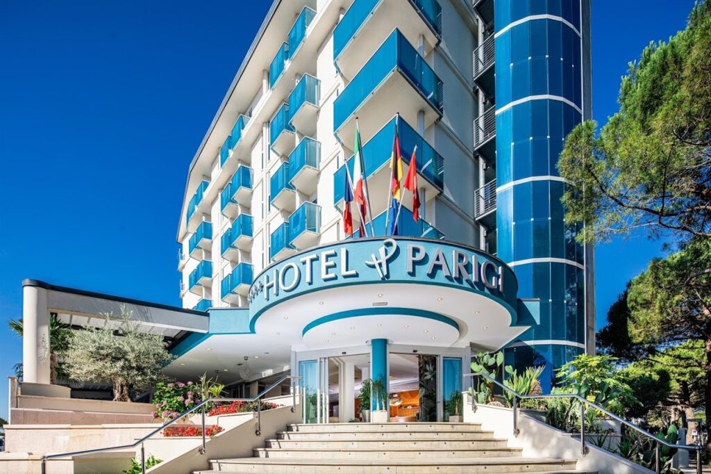 Hotel Parigi image