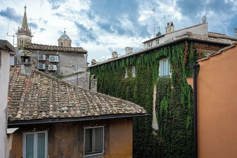 Rental in Rome Coronari Apartment