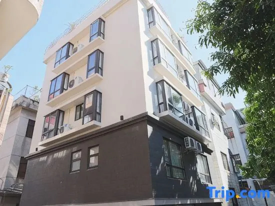 Foshan Hong 11 Hostel (Qinghuiyuan Museum Dongle Road Subway Station Branch)
