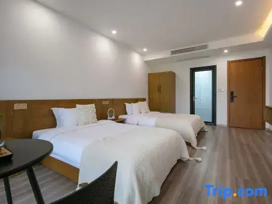 Standard Double room with balcony (twin beds)