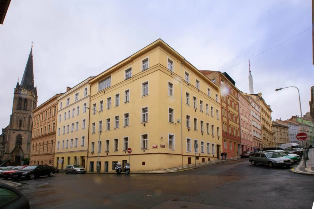 Zizkov Cosy Studio Apartments
