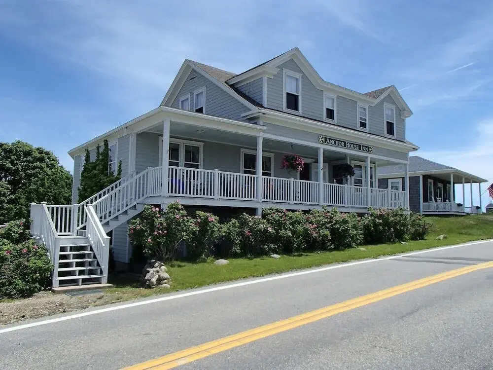 Anchor House