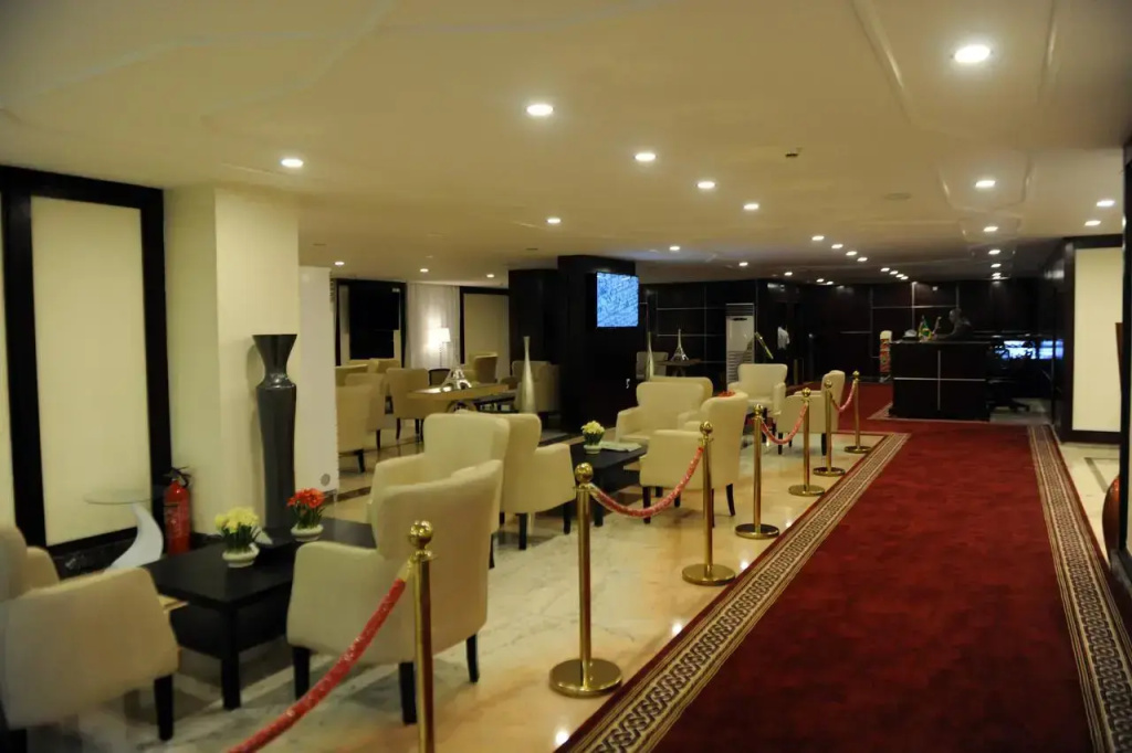 Hotel photo 12