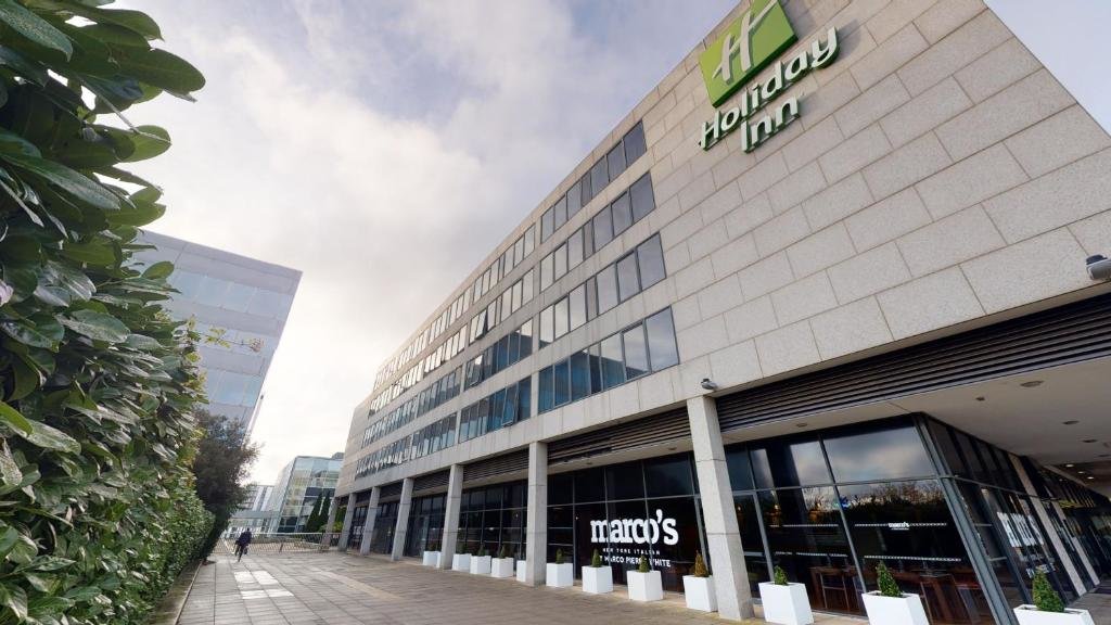 Holiday Inn Milton Keynes image