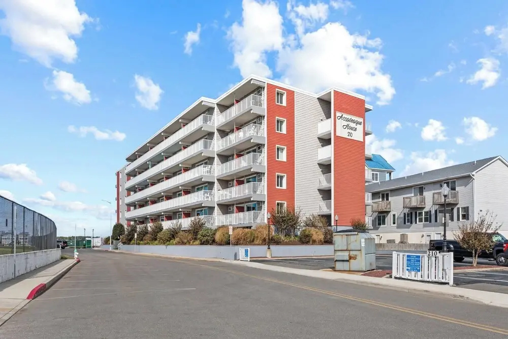 Assateague House 308 Downtown Bayfront Bliss