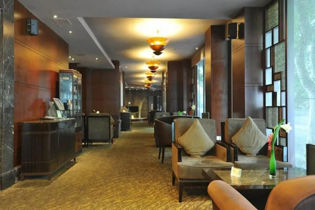 Hengshan Picardie Hotel