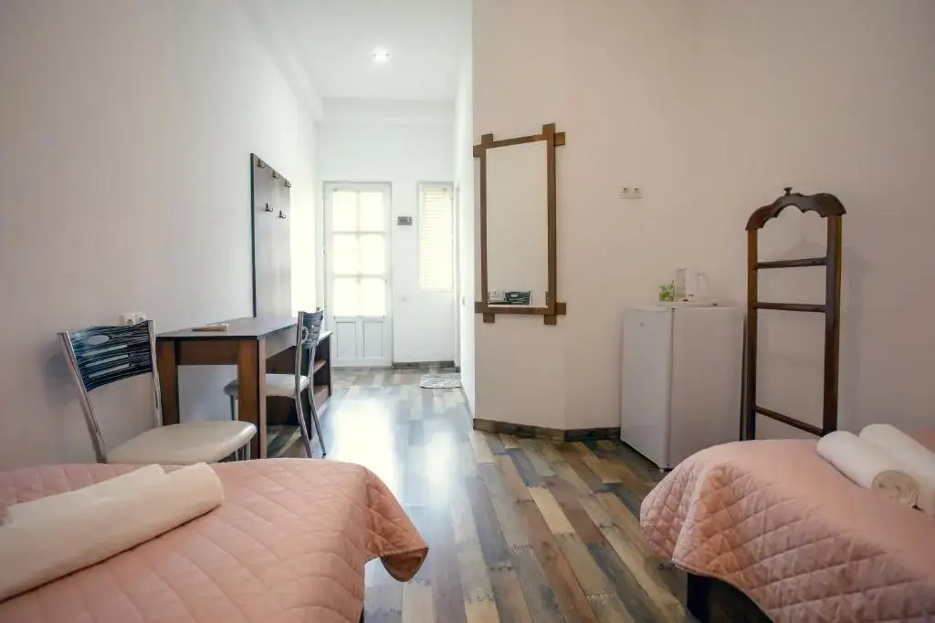 Standard Double room (twin beds)