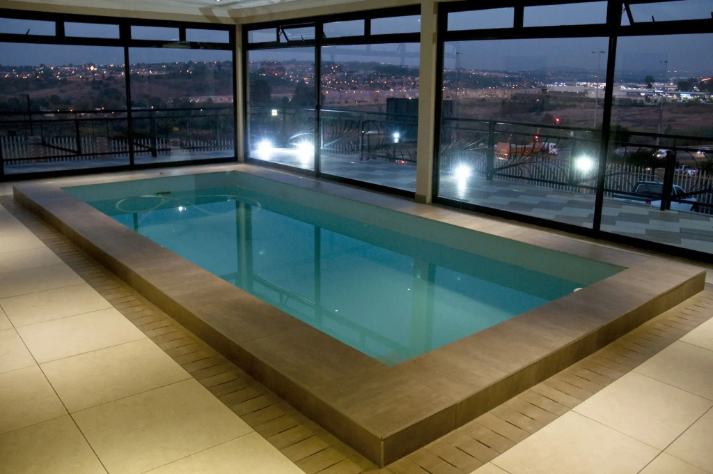 Eagle Nest Luxury Accommodation - 4