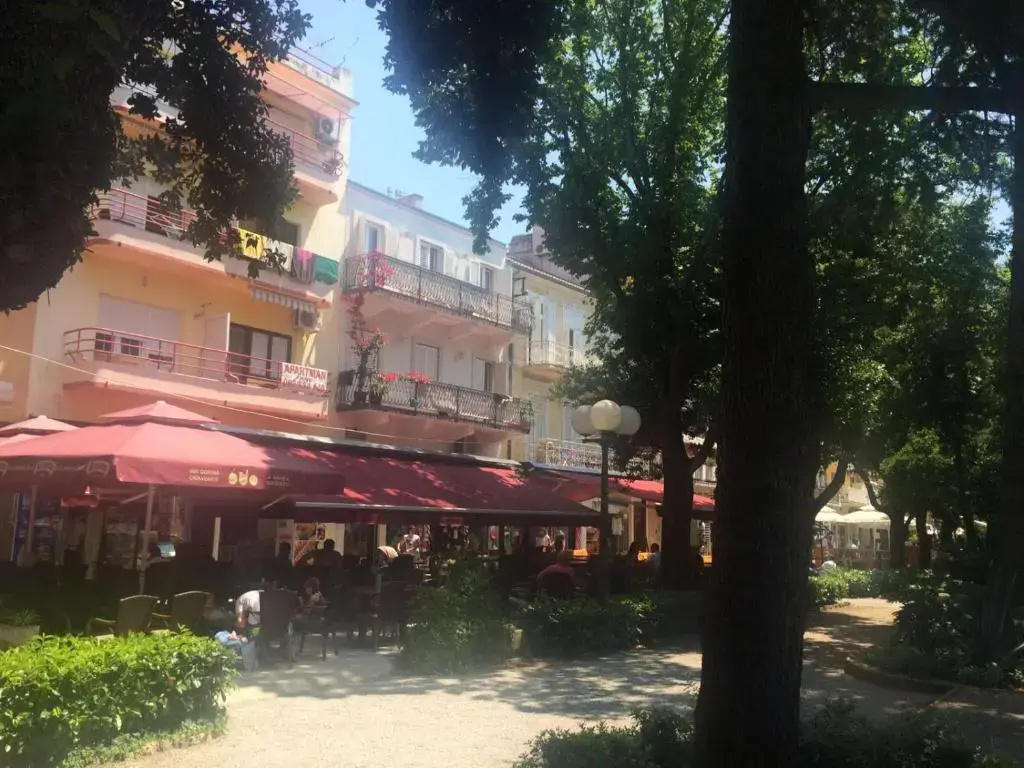 Hotel photo 11